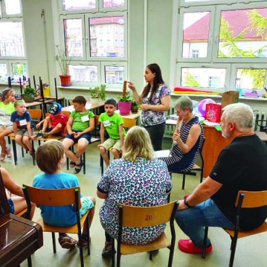 The FBC O’Fallon mission team had a busier schedule than usual, teaching English to Ukranian refugees, utilizing Lifeway’s mission trip Vacation Bible School with children, and offering another English class for Polish workers in the evening.
